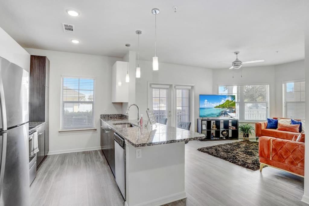 2-Bedroom Eccentric Oasis Tampa Esterno foto